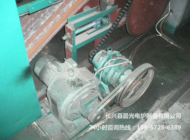 網(wǎng)帶爐生產(chǎn)線4.jpg